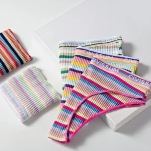 Pack 3 Tangas Rayadas Multicolor – Vibrantes, Cómodas y con Estilo